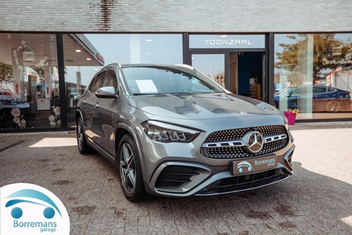 Mercedes-Benz GLA 200